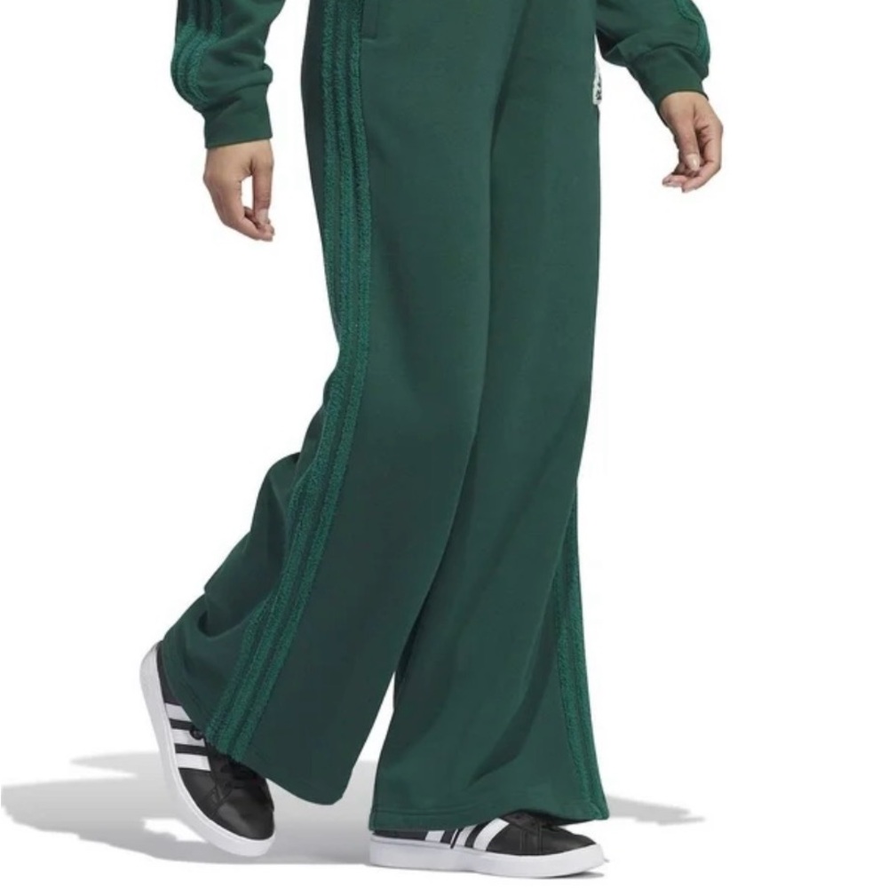 Adidas Women's Coze 3-Stripes wide-leg sweatpants
